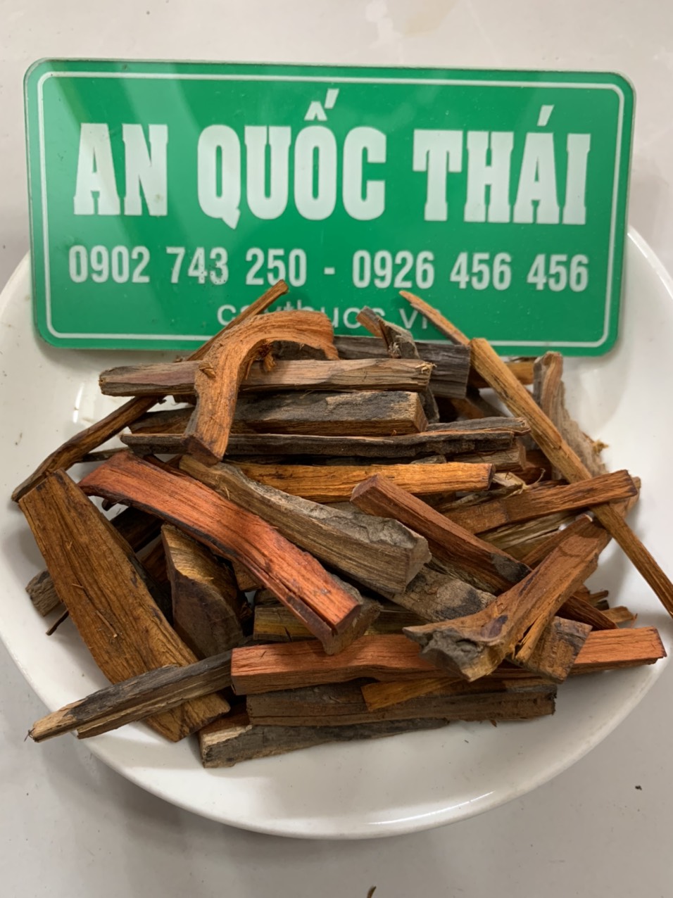 Tô mộc (cây vang đỏ)